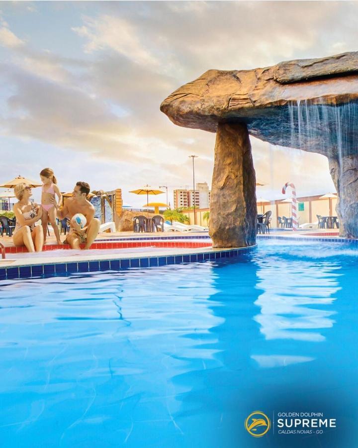 Golden Dolphin Aparthotel Caldas Novas Esterno foto